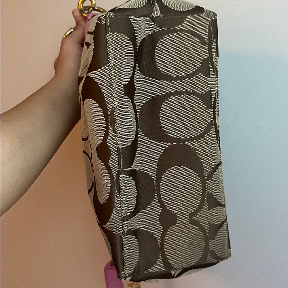 Coach Signature Brown With Pink Bag - Picture 8 of 13